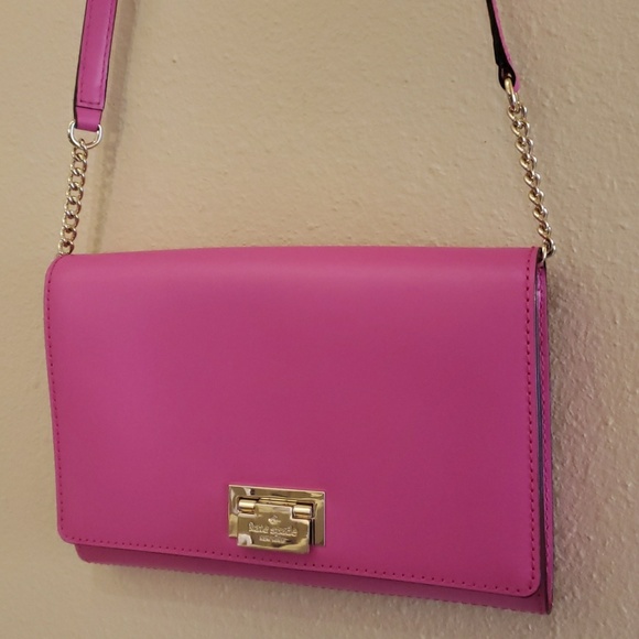 kate spade Handbags - Authentic Kate Spade Shoulder Bag